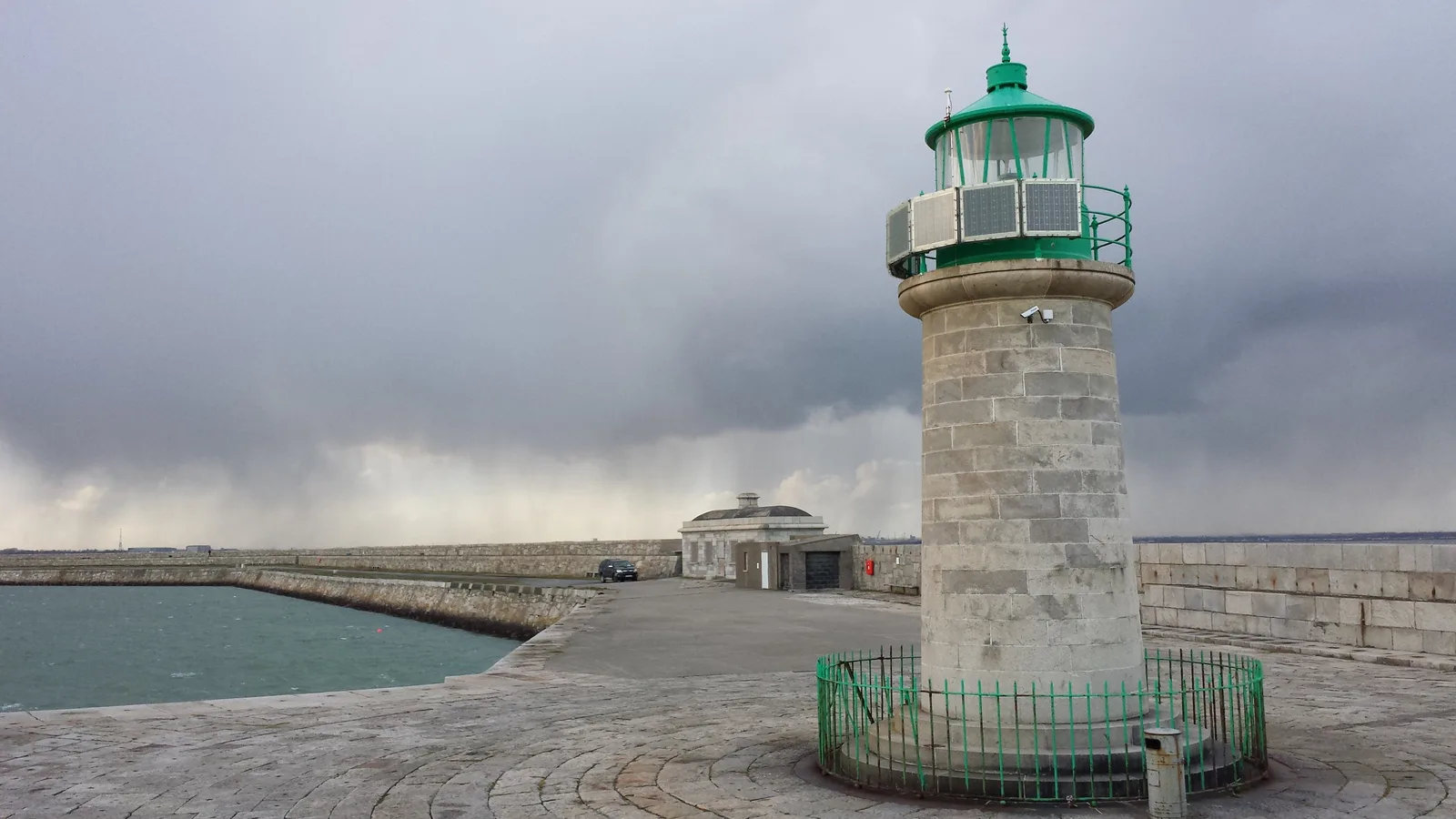 Dún Laoghaire East Pier photo 2