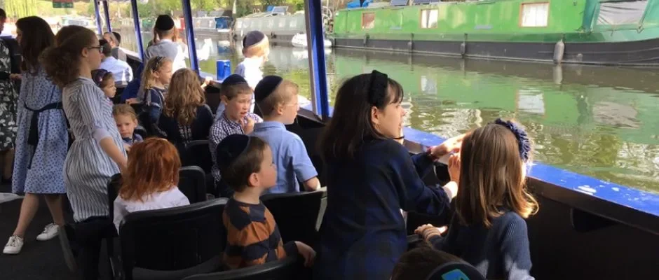 Lee and Stort Boats