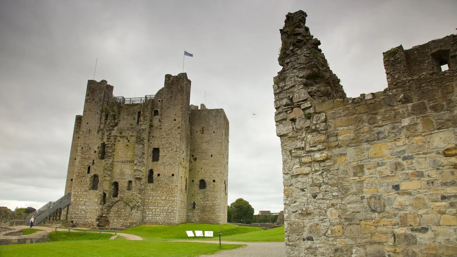 Trim Castle photo 3
