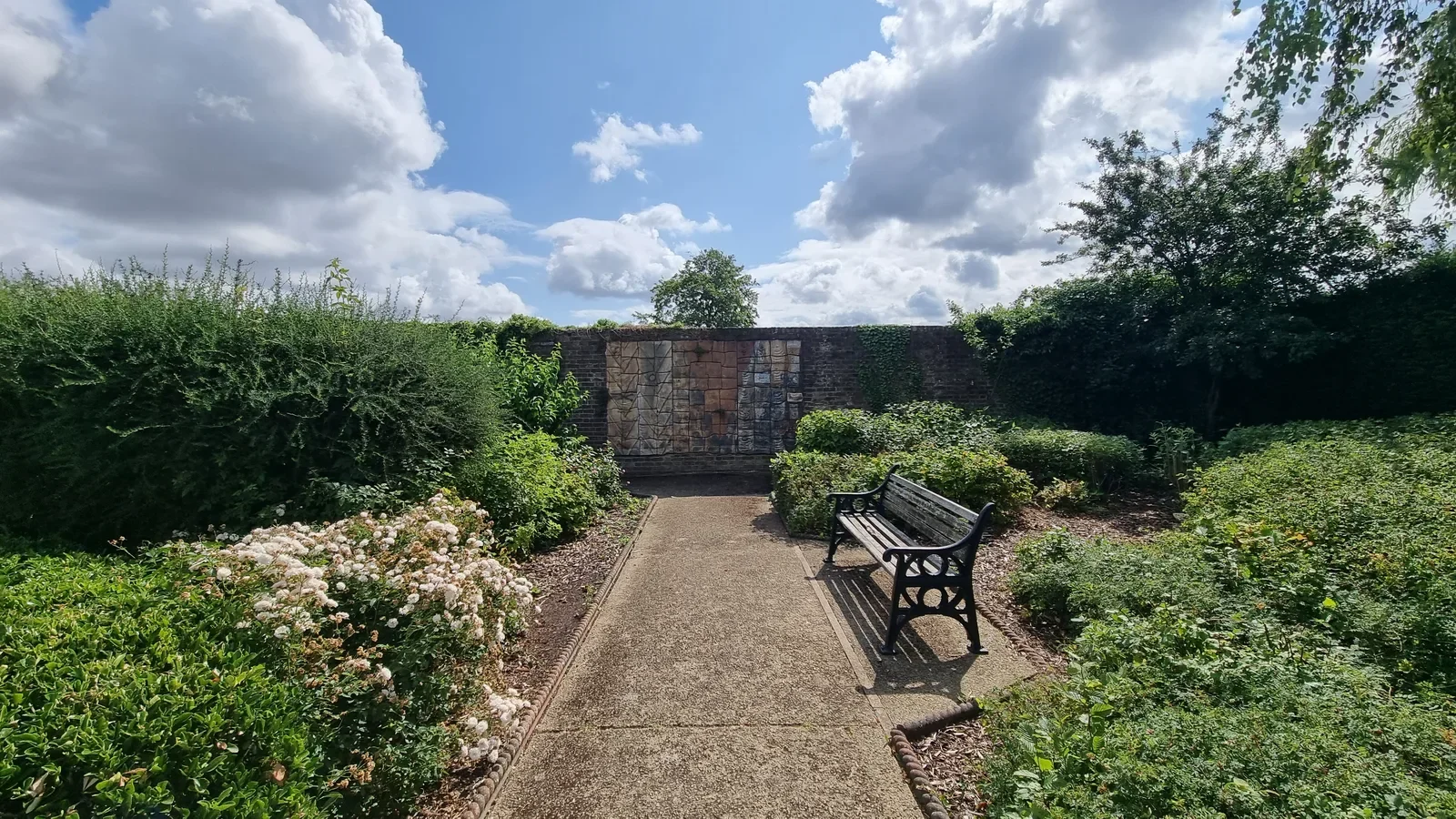 Waltham Abbey Gardens